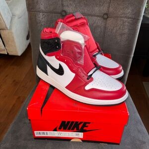 NIB NEW Women’s Nike Air Jordan 1 Retro High OG Satin Snake Sneakers  11